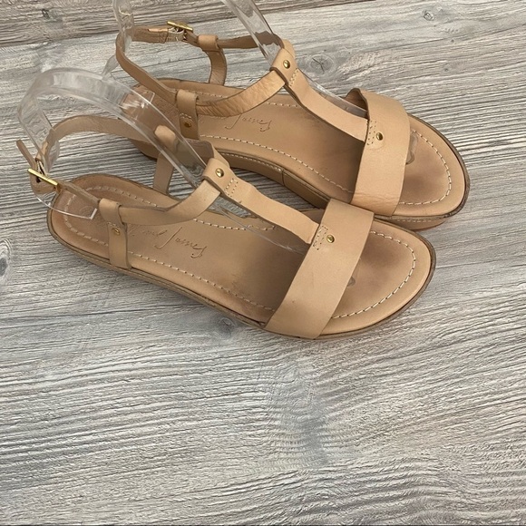 All leather Elizabeth and James Cree blush taupe sandals size 8 t strap - Picture 3 of 11
